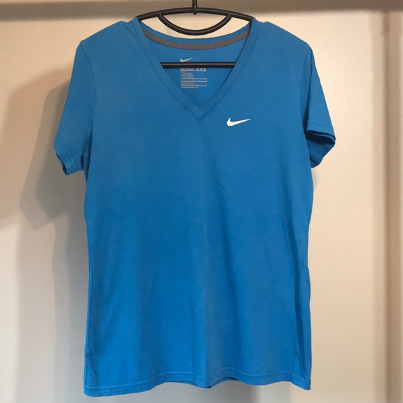 Nike Tops - Nike Light Blue Dri-Fit Women's T-Shirt. EUC. L.